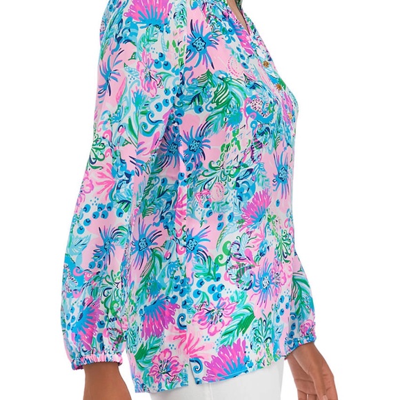 🌸 SALE 🌸 Lilly Pulitzer Elsa Silk Top in Mandevilla Baby Paradise Petals Print - Picture 4 of 8